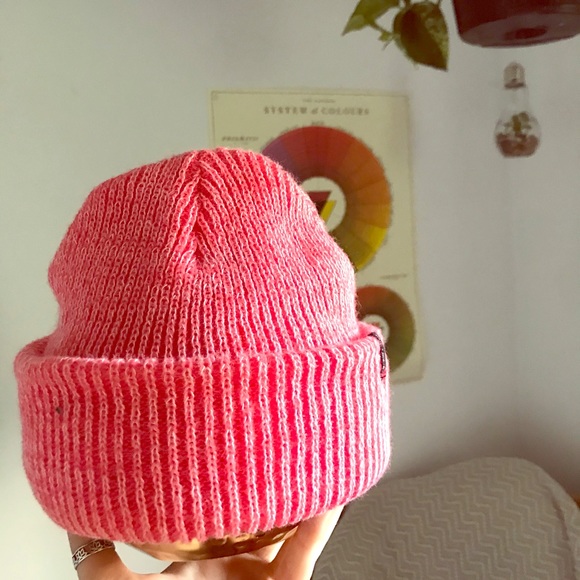 Pink beanie - Picture 1 of 1